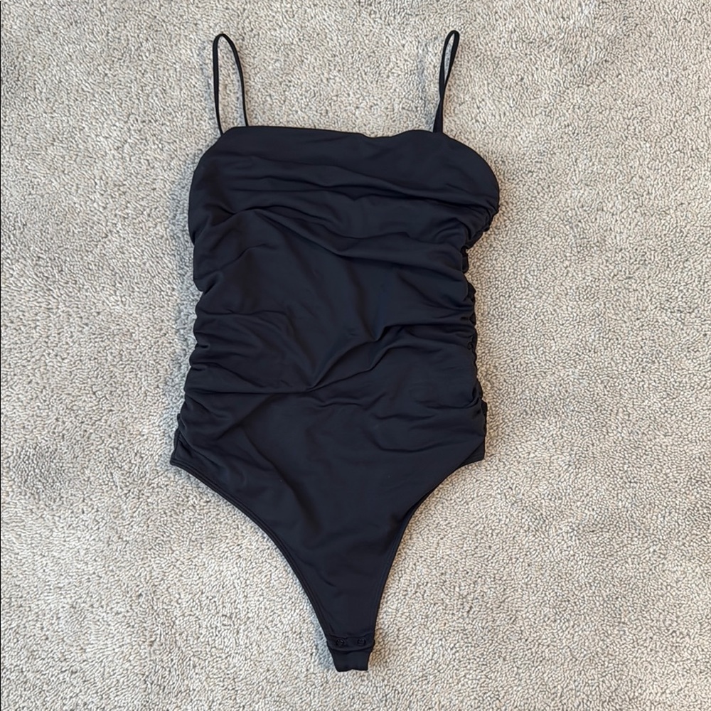 Aritzia Babaton Contour Ruched Bodysuit | Ruched Detail | Size S | Black - Picture 2 of 5